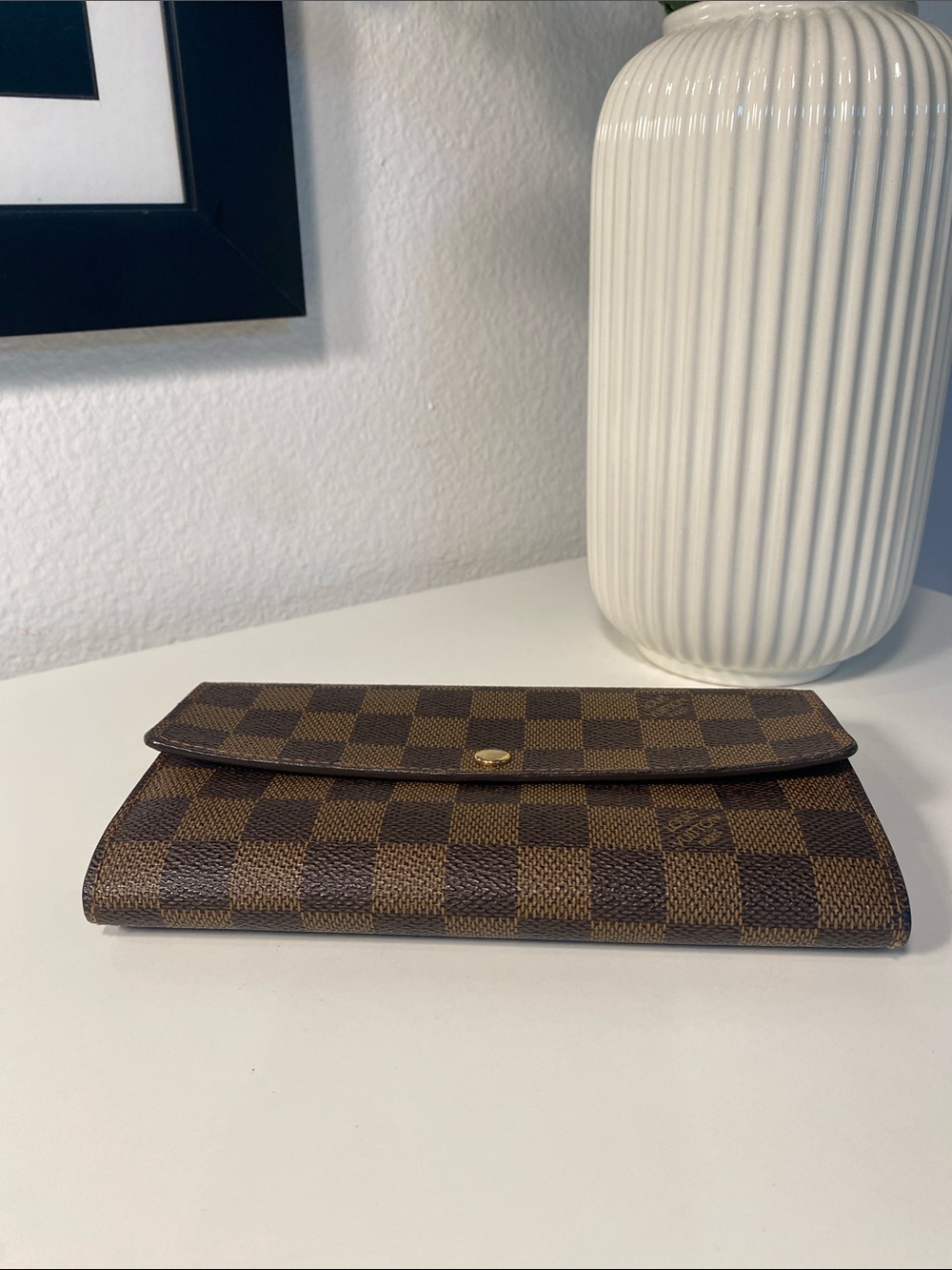 Louis Vuitton Damier Ebene Sarah Wallet - Picture 7 of 17